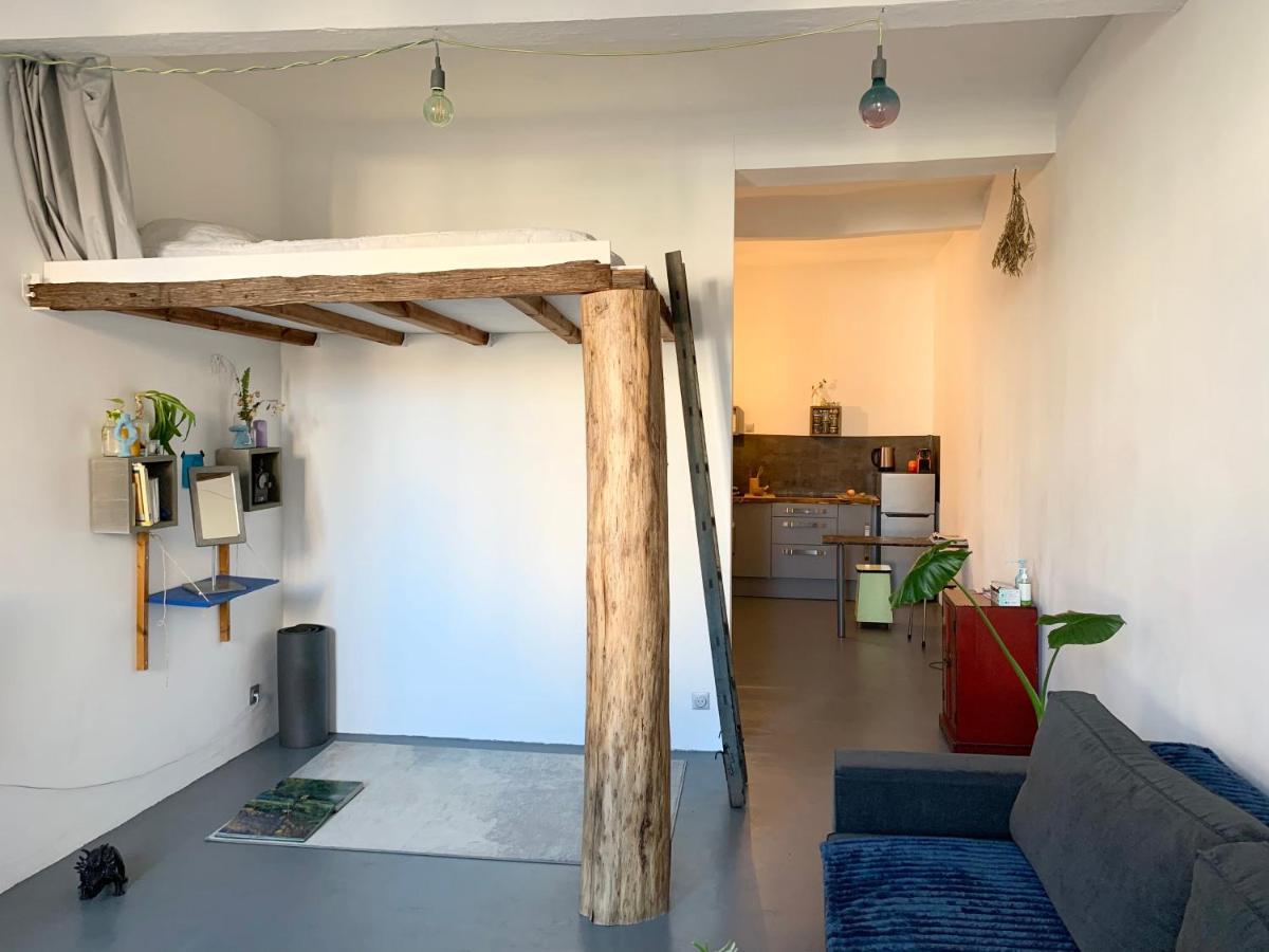 «  The Nest » *